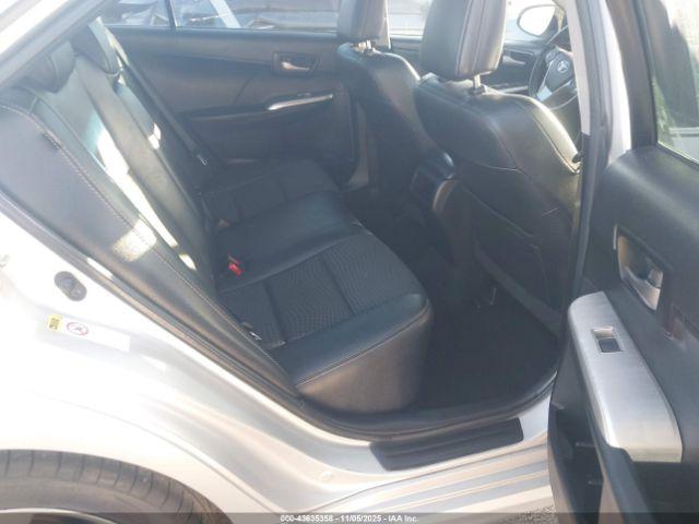 Toyota Camry Se Sport Image 10