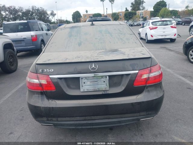 Mercedes-Benz E-Class Image 16