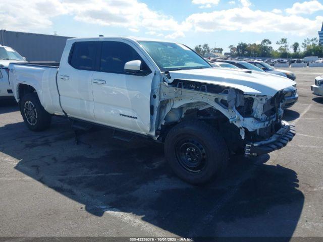  Salvage Toyota Tacoma