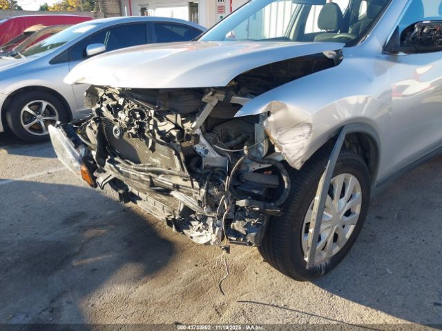 Nissan Rogue S Image 16