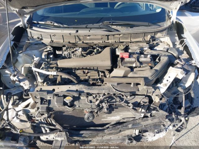 Nissan Rogue S Image 7