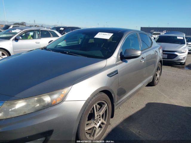 Kia Optima Ex Image 8