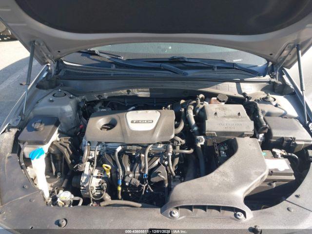 Kia Optima Lx Turbo Image 10