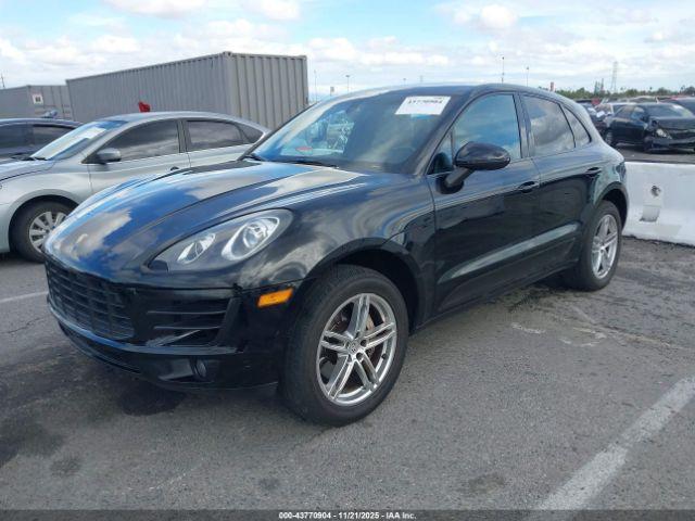Porsche Macan S Image 6