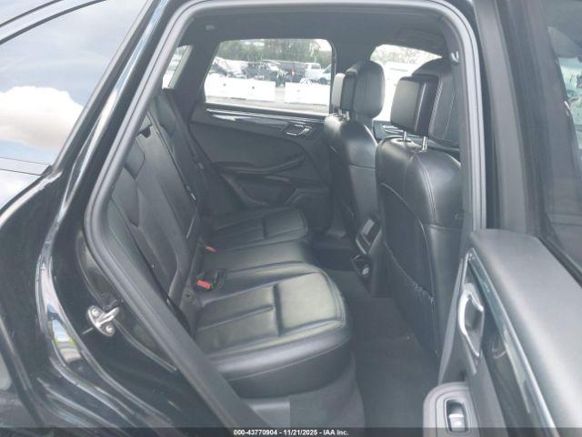 Porsche Macan S Image 5