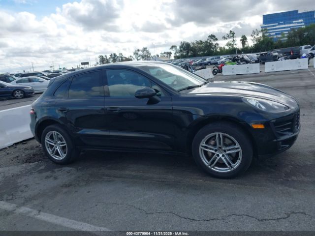 Porsche Macan S Image 14