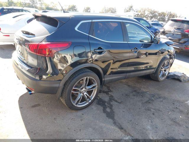 Nissan Rogue Sv Image 4