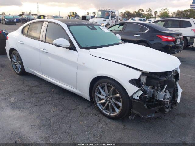  Salvage Alfa Romeo Giulia