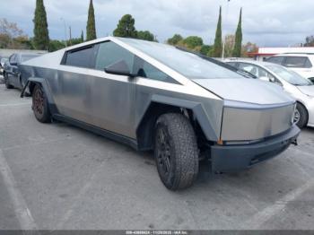  Salvage Tesla Cybertruck