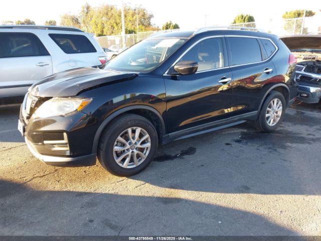 Nissan Rogue Sv Image 2