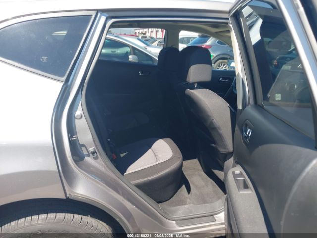 Nissan Rogue Sv Image 8