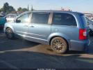 Chrysler Town & Country Limited Image 6