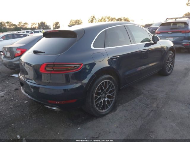 Porsche Macan Turbo Image 4
