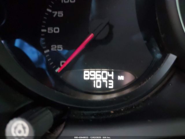 Porsche Macan Turbo Image 11