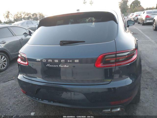Porsche Macan Turbo Image 13