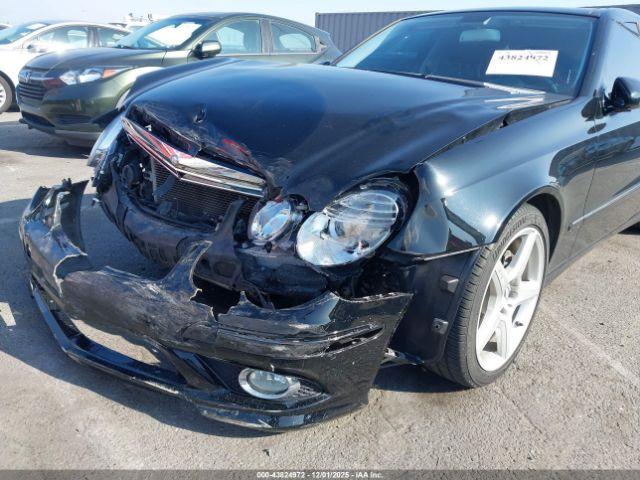 Mercedes-Benz E-Class Image 13