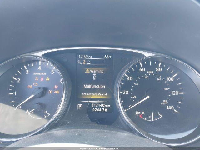 Nissan Rogue Sl Image 2