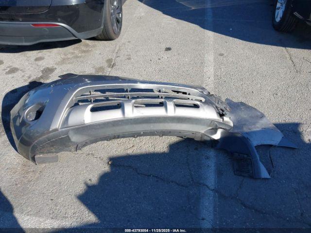 Nissan Rogue S Image 9