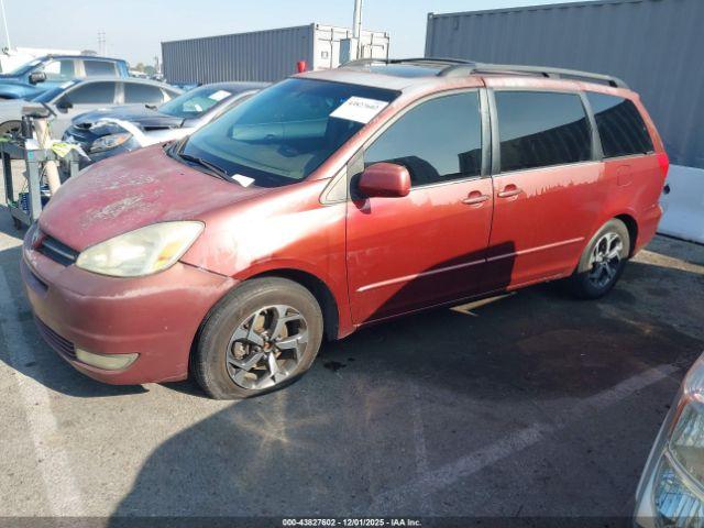 Toyota Sienna Xle Image 2