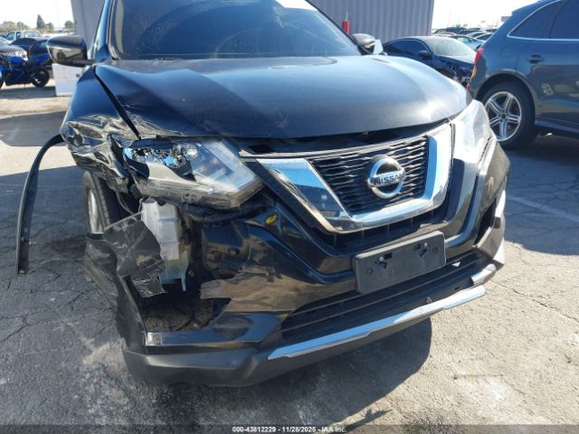 Nissan Rogue Sv Image 9