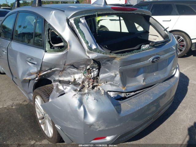 Subaru Impreza 2.0i Limited Image 8