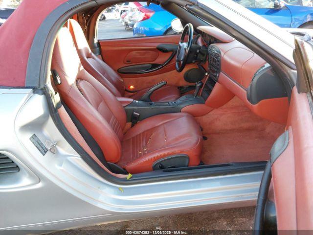 Porsche Boxster Image 7