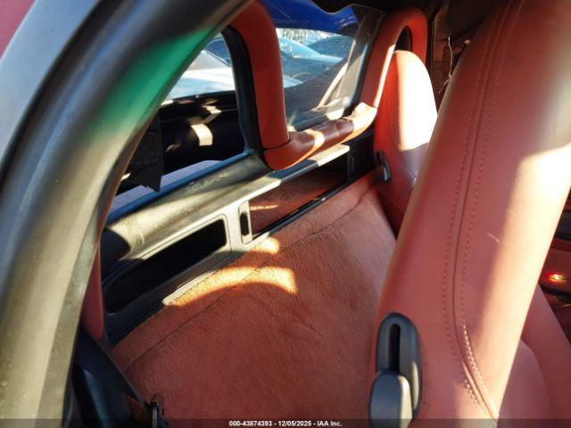 Porsche Boxster Image 5