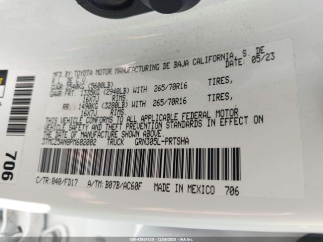 Toyota Tacoma Trd Off Road Image 17