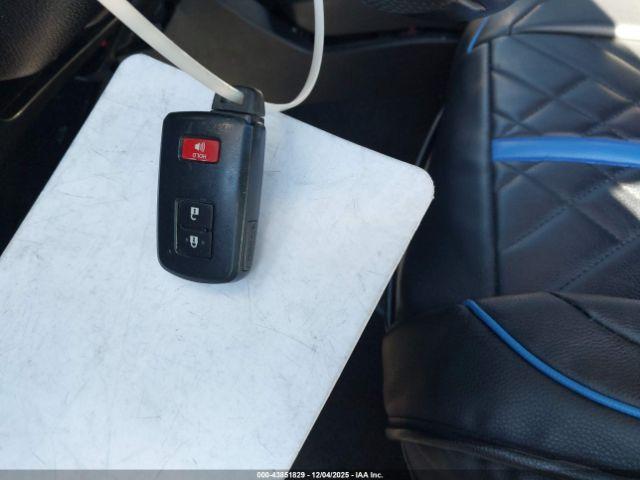 Toyota Tacoma Trd Off Road Image 2