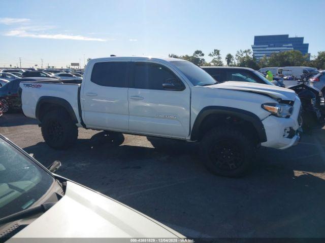Toyota Tacoma Trd Off Road Image 8