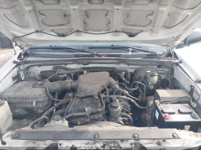 Toyota Tacoma Image 15