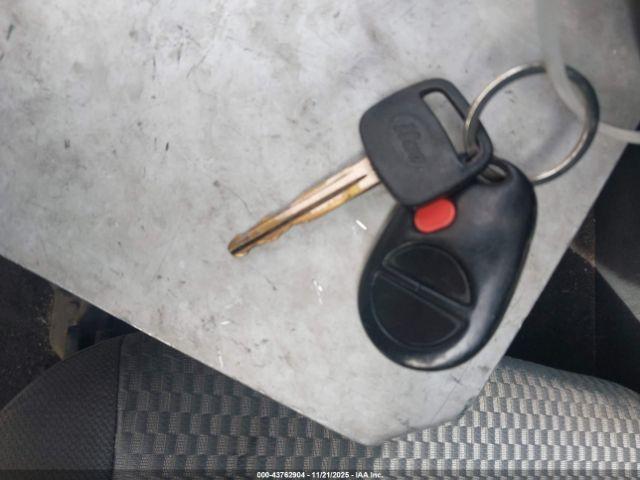 Toyota Tacoma Image 8