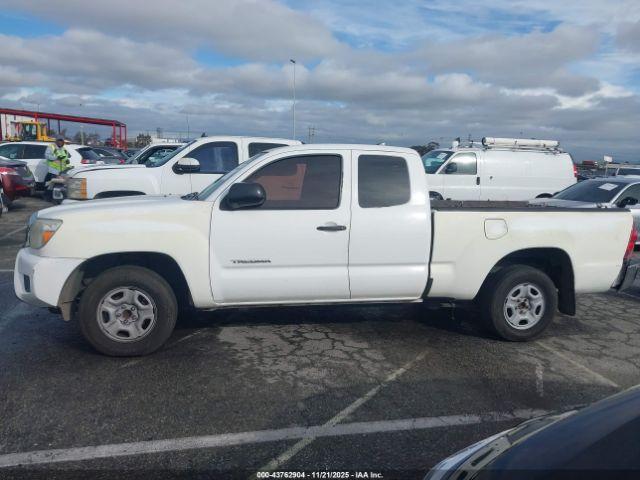 Toyota Tacoma Image 7