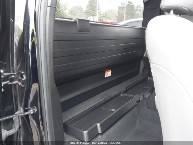 Toyota Tacoma Sr Image 11