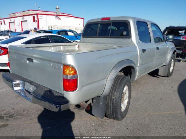 Toyota Tacoma Prerunner Image 3