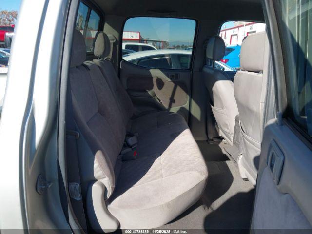 Toyota Tacoma Prerunner Image 13