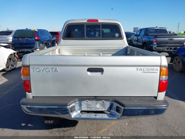 Toyota Tacoma Prerunner Image 15