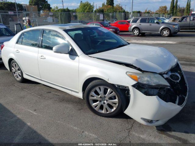  Salvage Toyota Avalon
