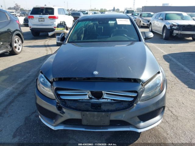 Mercedes-Benz C-Class Sport Image 15