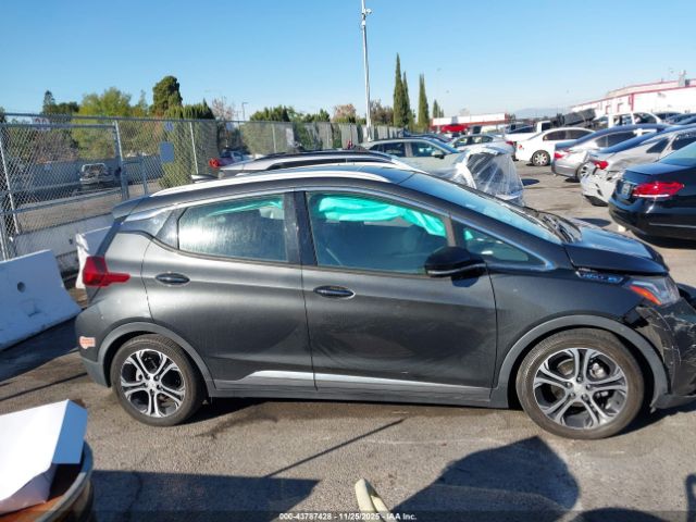 Chevrolet Bolt Premier Image 6