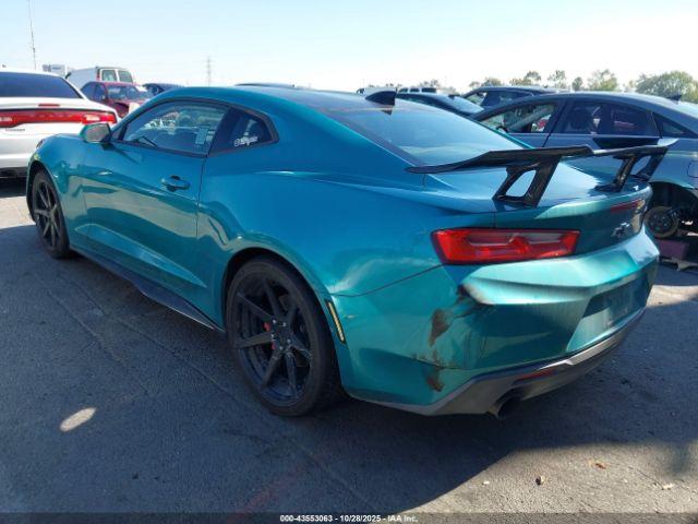 Chevrolet Camaro 1lt Image 2