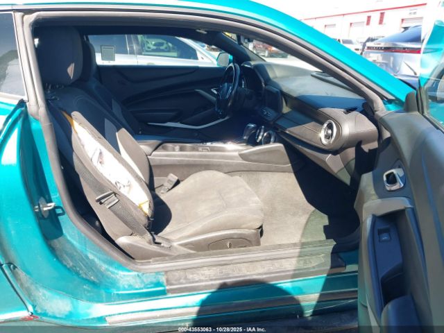 Chevrolet Camaro 1lt Image 3