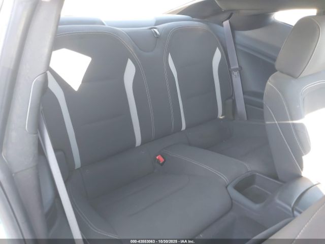 Chevrolet Camaro 1lt Image 6