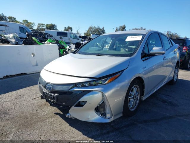 Toyota Prius Prime Plus Image 13