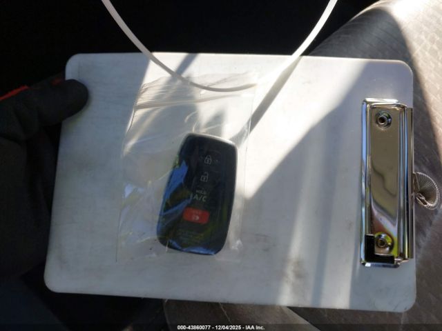 Toyota Prius Prime Plus Image 7