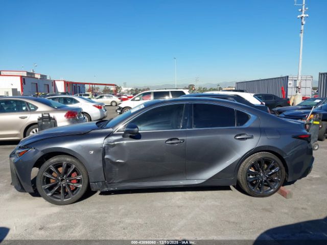 Lexus Is F Sport Image 3