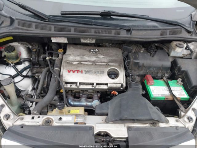 Toyota Sienna Xle Image 9