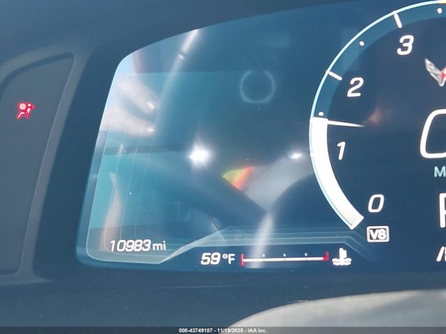 Chevrolet Corvette Rwd  1lt Image 16