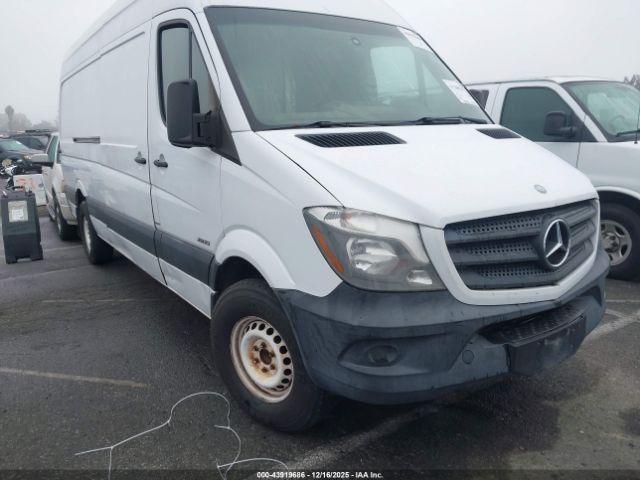  Salvage Mercedes-Benz Sprinter 2500