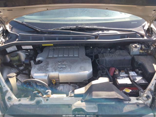 Toyota Sienna Ce Image 9